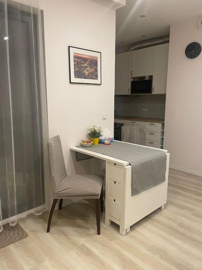 Bronowice Lägenhet Krasków Exteriör bild